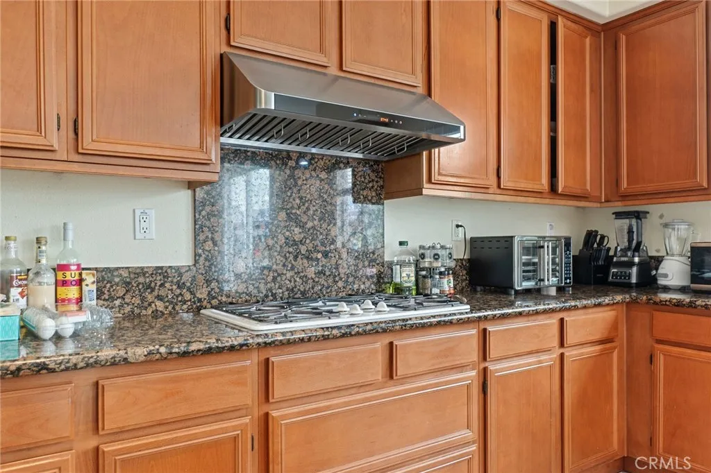 25445 Clovelly Ct, Moreno Valley, California 92553 home-pic-17